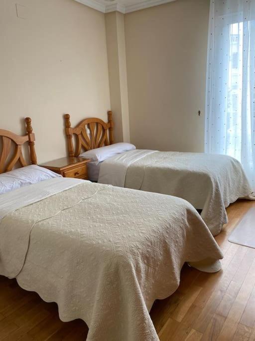 Lovely 2 Bedrooms Apartment Main Square Plasencia Εξωτερικό φωτογραφία