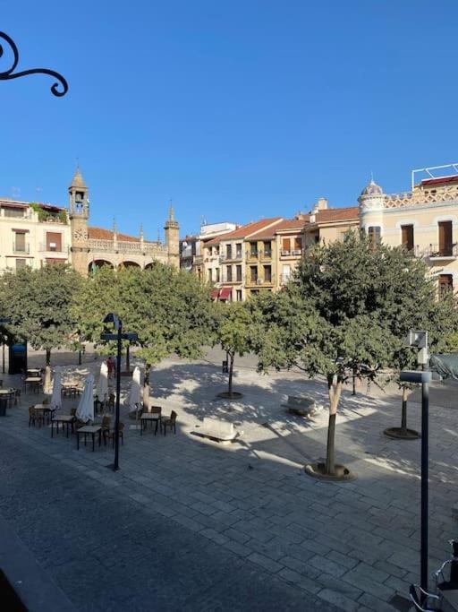 Lovely 2 Bedrooms Apartment Main Square Plasencia Εξωτερικό φωτογραφία