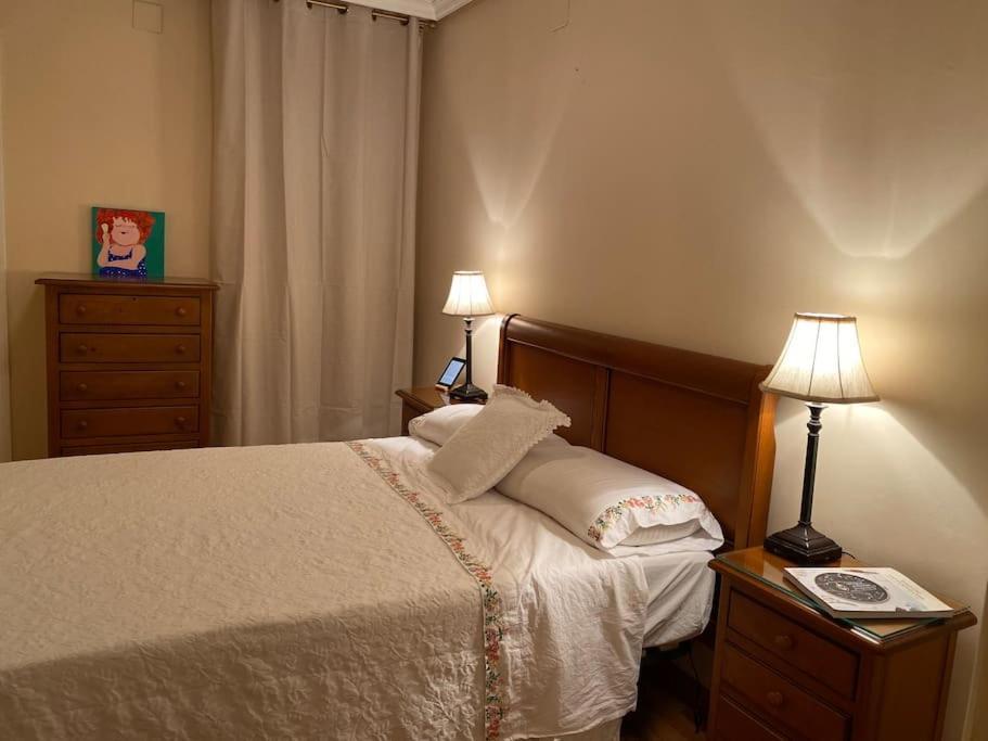 Lovely 2 Bedrooms Apartment Main Square Plasencia Εξωτερικό φωτογραφία